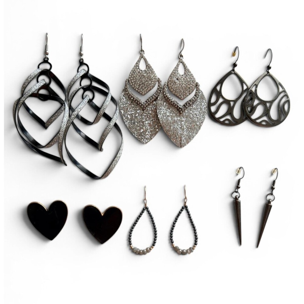 Lot of 6 Pairs Black Silver Tone Statement Dangle Stud Earrings Edgy Glitter De